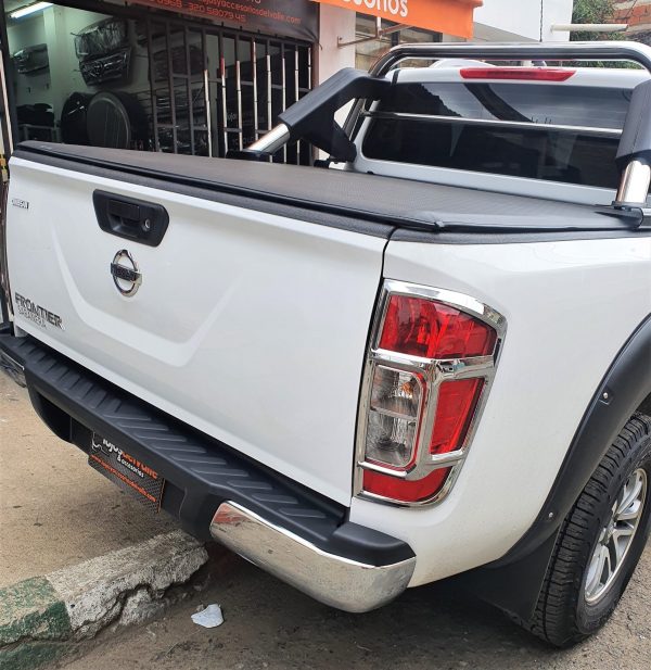 Bomper Trasero Cromado Nissan Frontier Np Para Tu Carro