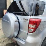 PORTA-REPUESTO-DAHIATSU-TERIOS-INSTALADO-3-scaled